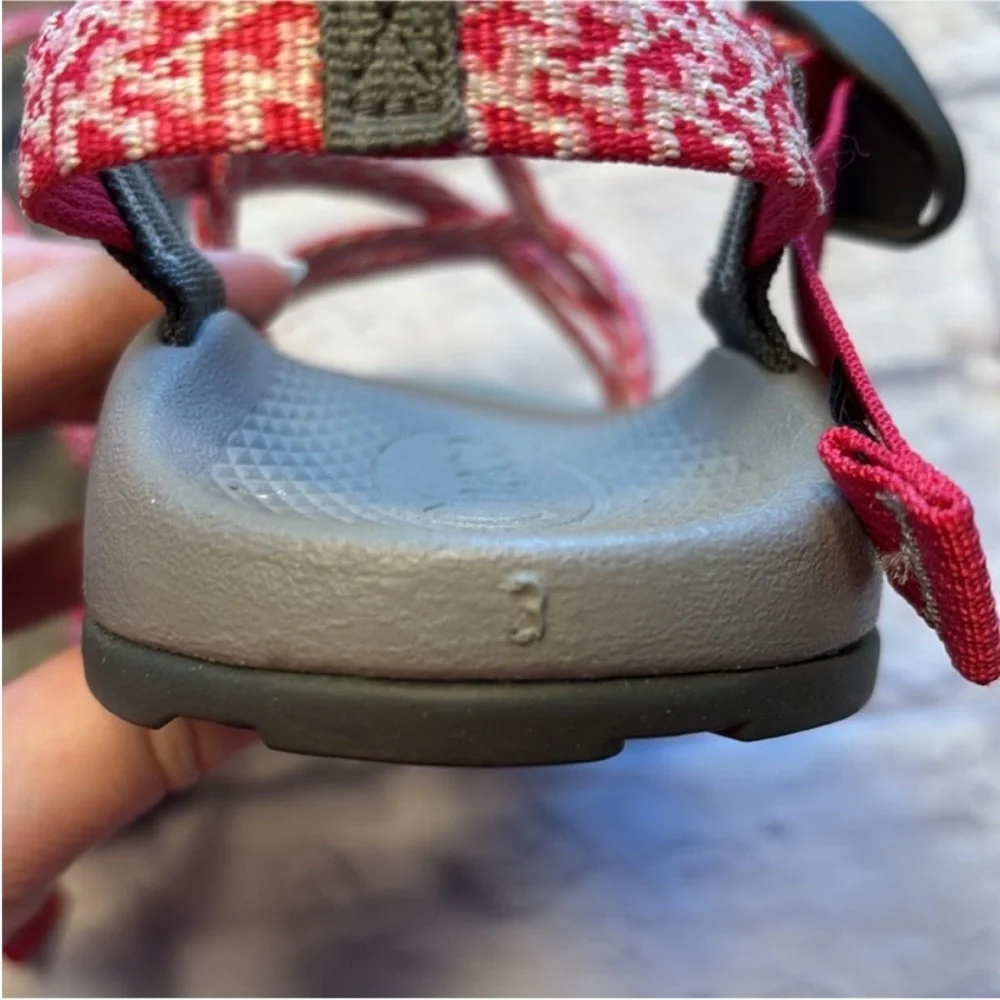 Chaco Girls ZX/1 Ecotread Sport Sandals Pink and Gray Like New Kids Size 3